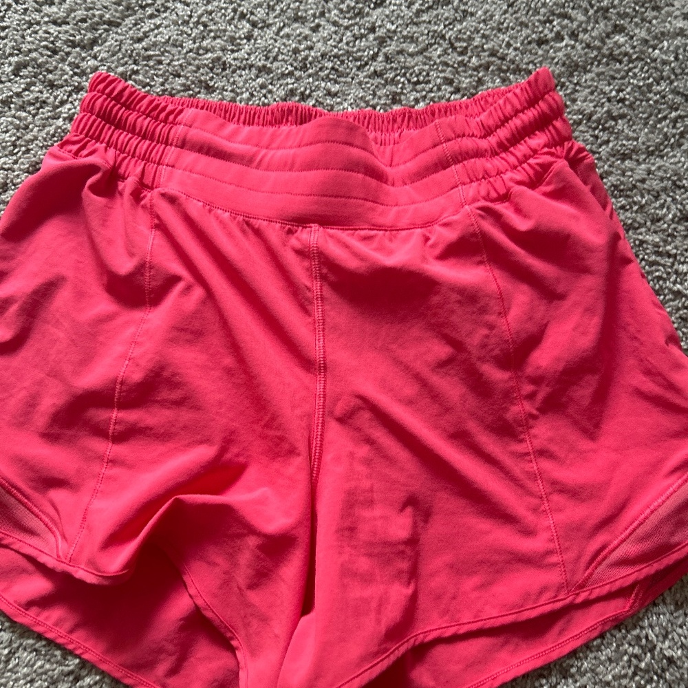 lululemon hotty hots lipgloss 2.5